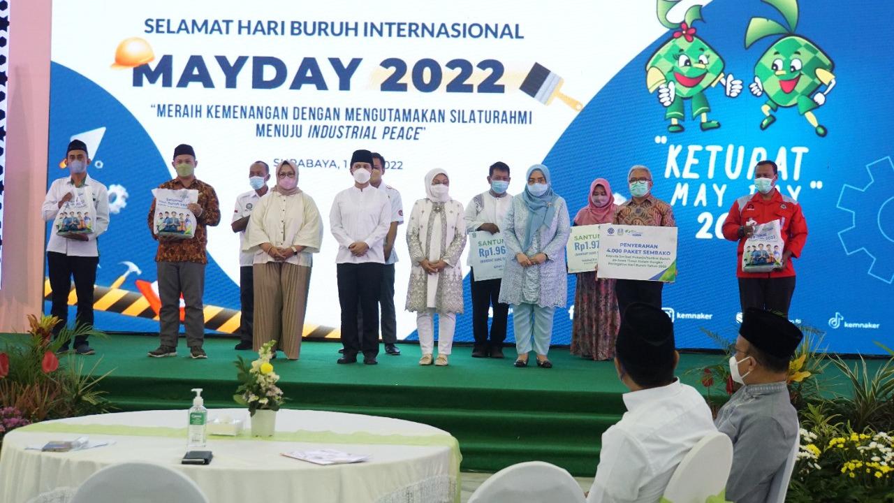 Hari Buruh Internasional: BPJS Ketenagakerjaan Bagikan Bantuan 15.000 Sembako