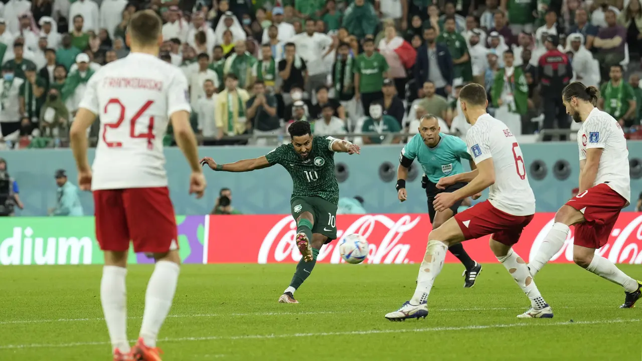 Robert Lewandowski Cetak Gol, Polandia Bungkam Arab Saudi di Piala Dunia 2022
