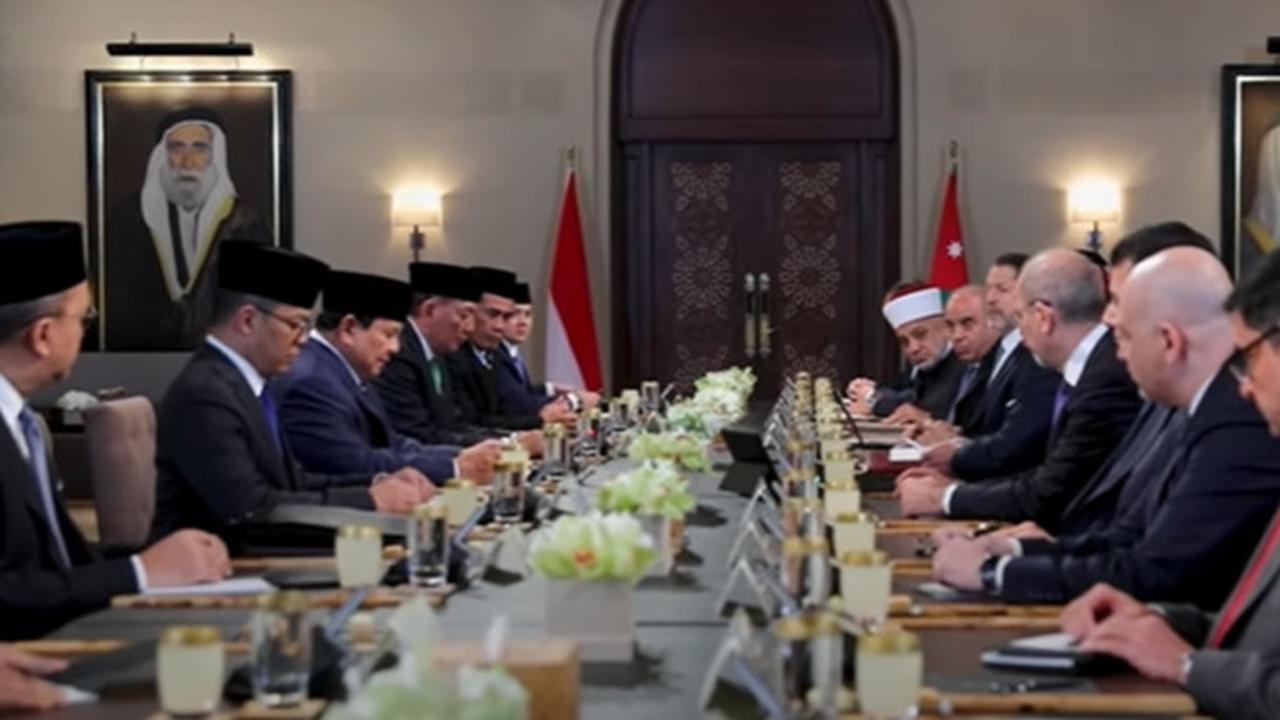 Momen Prabowo Terkenang Masa-Masa Tergelap saat Bercerita Depan Sahabatnya di Yordania