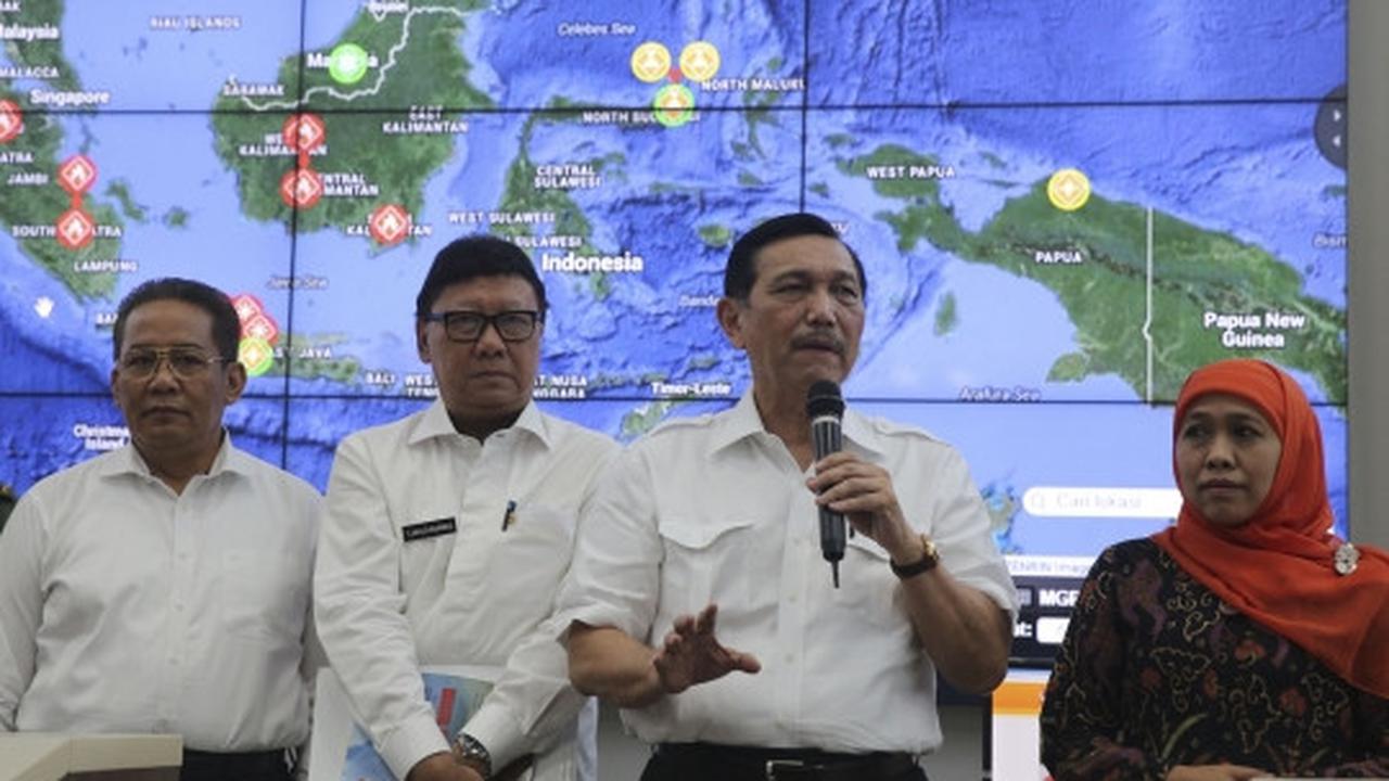 Menko Luhut pimpin rapat penanggulangan bencana asap