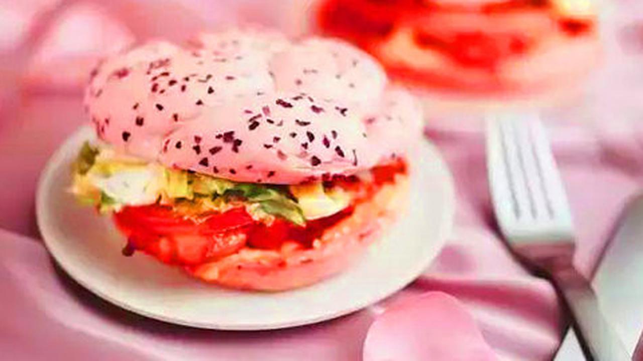 Unyu, KFC China luncurkan burger warna pink pastel