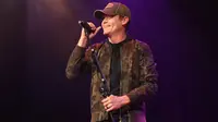 Brad Arnold Sang Vokalis 3 Doors Down Meninggal Dunia Usai Berjuang Hadapi Kanker Ginjal