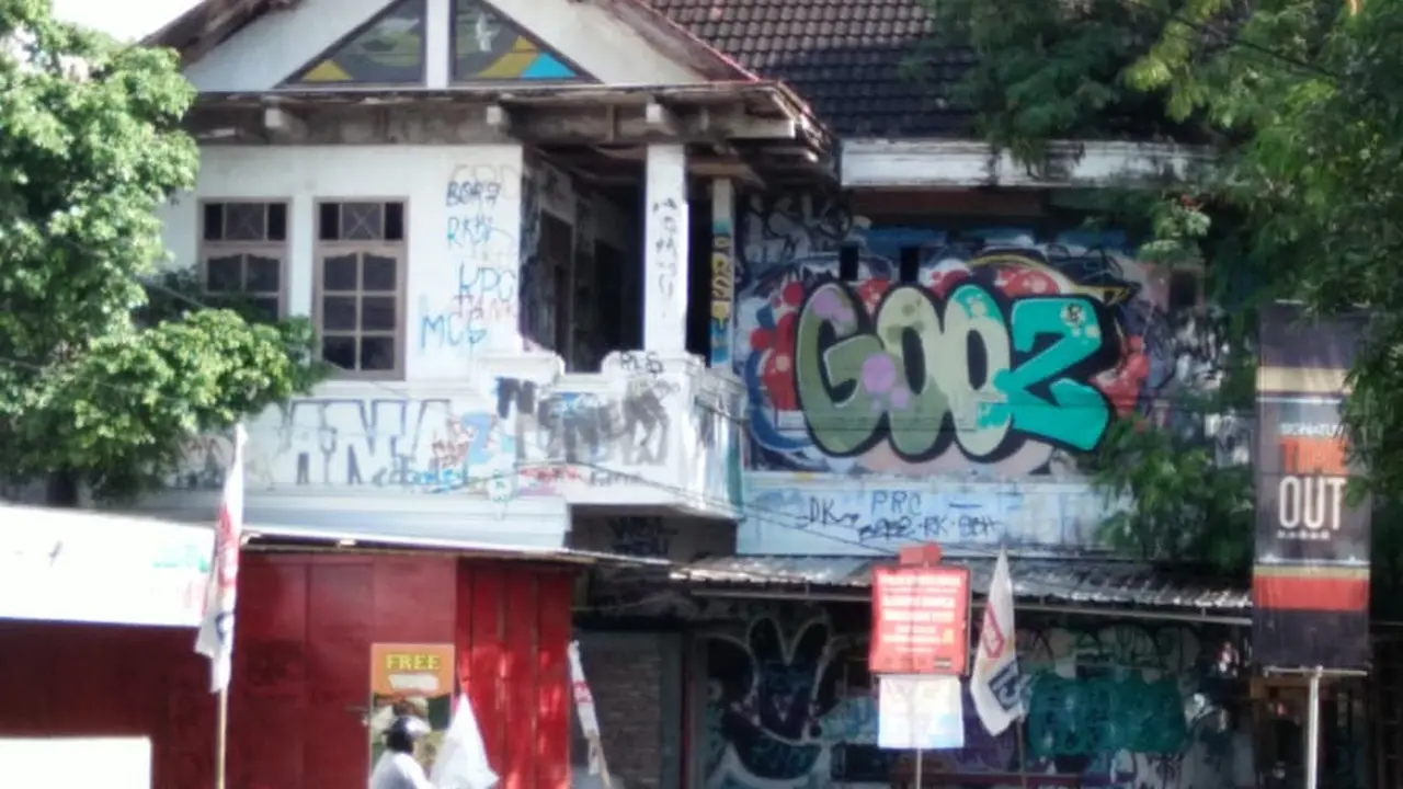 Rumah hantu