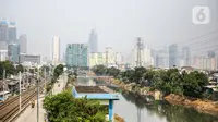 Pemandangan gedung bertingkat di Jakarta, Selasa (28/7/2020). Provinsi DKI Jakarta dan Jawa Barat menjadi dua daerah pertama penerima dana program Pinjaman Pemulihan Ekonomi Nasional (PEN) Daerah karena terdampak COVID-19 pada kesejahteraan dan ekonomi masyarakatnya. (Liputan6.com/Faizal Fanani)