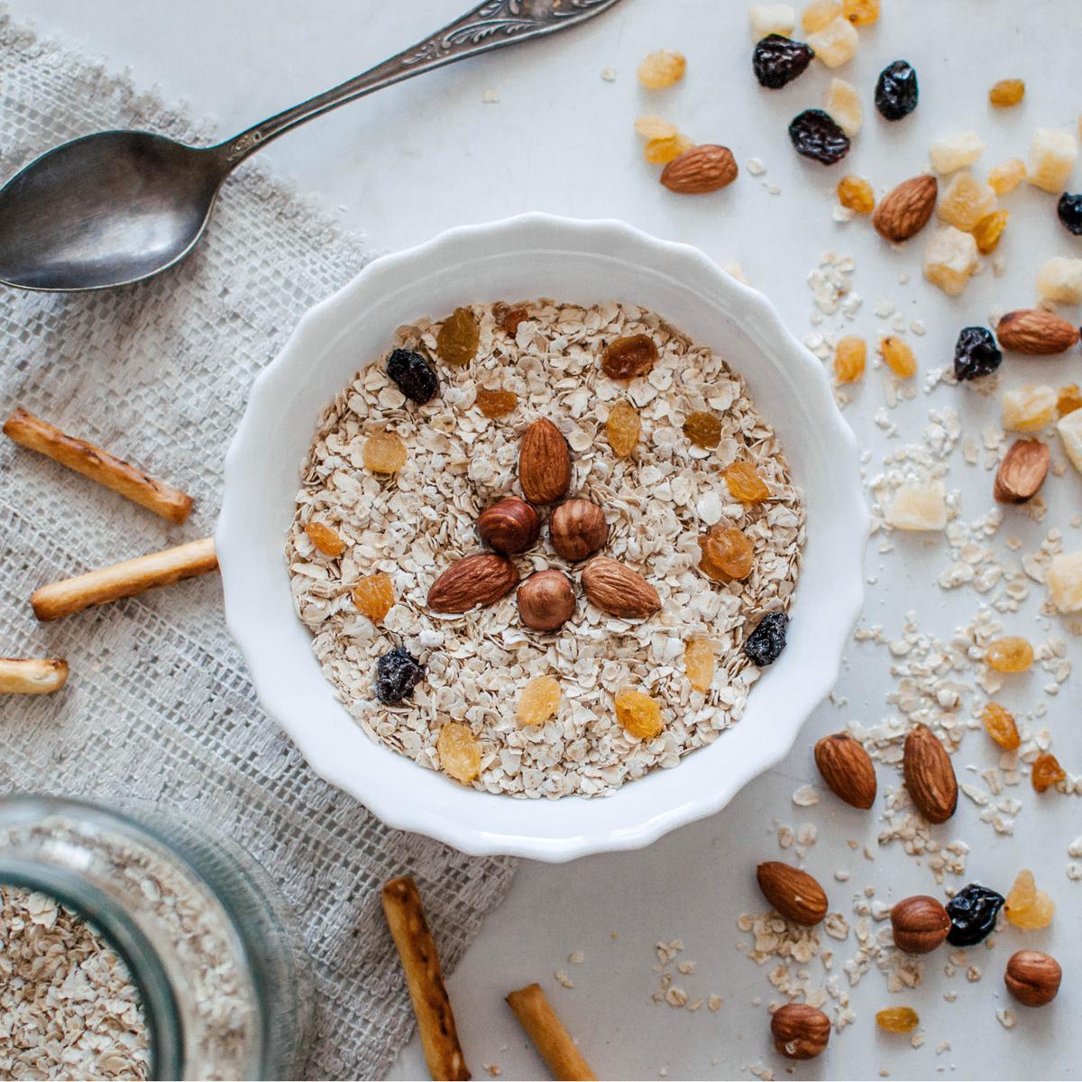 Contoh ilustrasi oatmeal