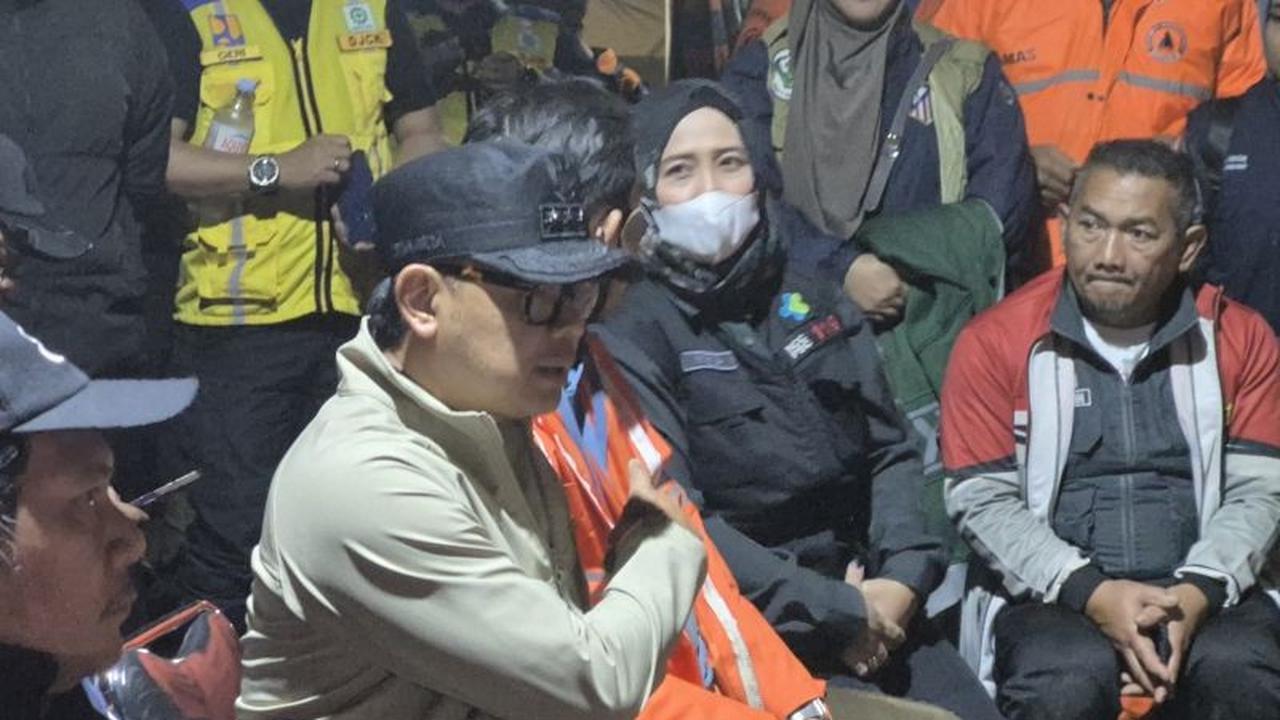 Pemerintah Upayakan Modifikasi Cuaca Cisarua Percepat Evakuasi Korban Longsor