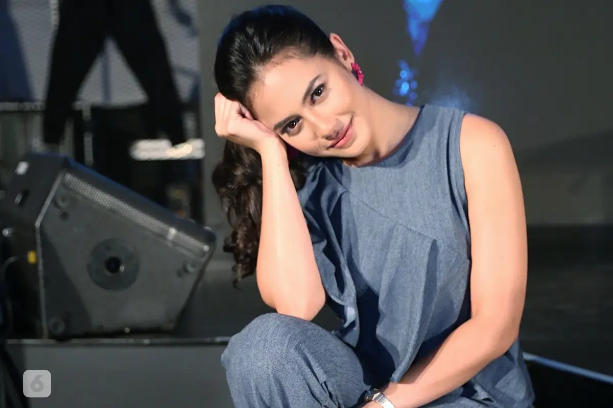 [Bintang] Pevita Pearce