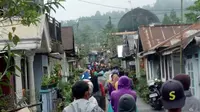 Suasana usai goncangan gempa di Kalibening, Banjarnegara. (Foto: Liputan6.com/SRU RAPI BNA/Muhamad Ridlo)