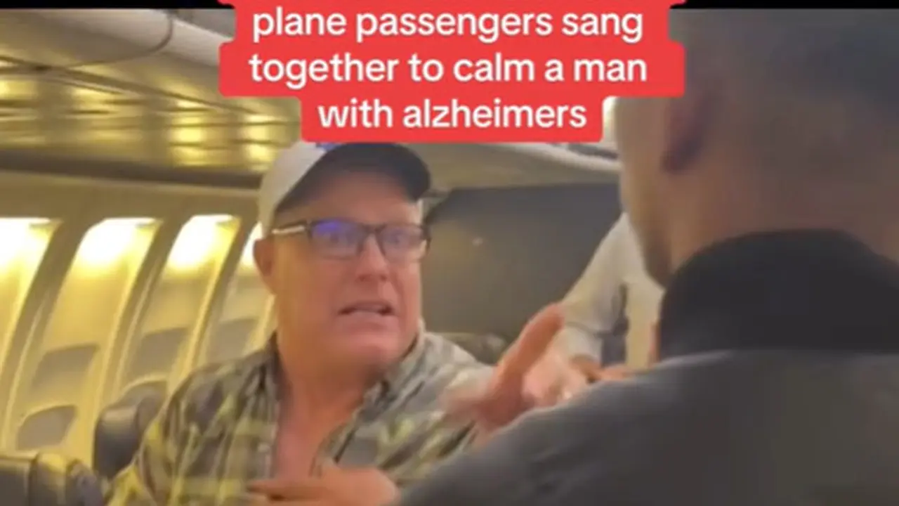 Viral Pengidap Alzheimer Ngamuk di Pesawat, Istri dan Penumpang Lain Kerja Sama Nyanyikan Lagu Kesukaan
