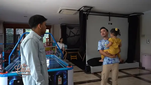 Thariq Halilintar dan Fuji