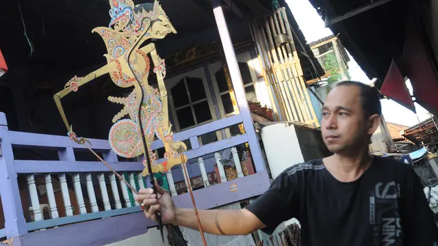 Menelusuri Jejak Generasi Terakhir Dalang Wayang Palembang