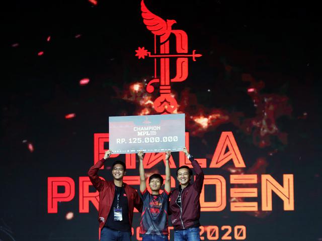 Juara Mpl Piala Presiden Esports 2020 Remaja Ini Gondol Rp 125 Juta Bola Liputan6 Com