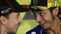 Jorge Lorenzo dan Valentino Rossi ( AFP PHOTO / JOSEP LAGO )