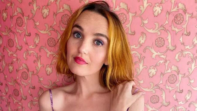 Chloe Fineman