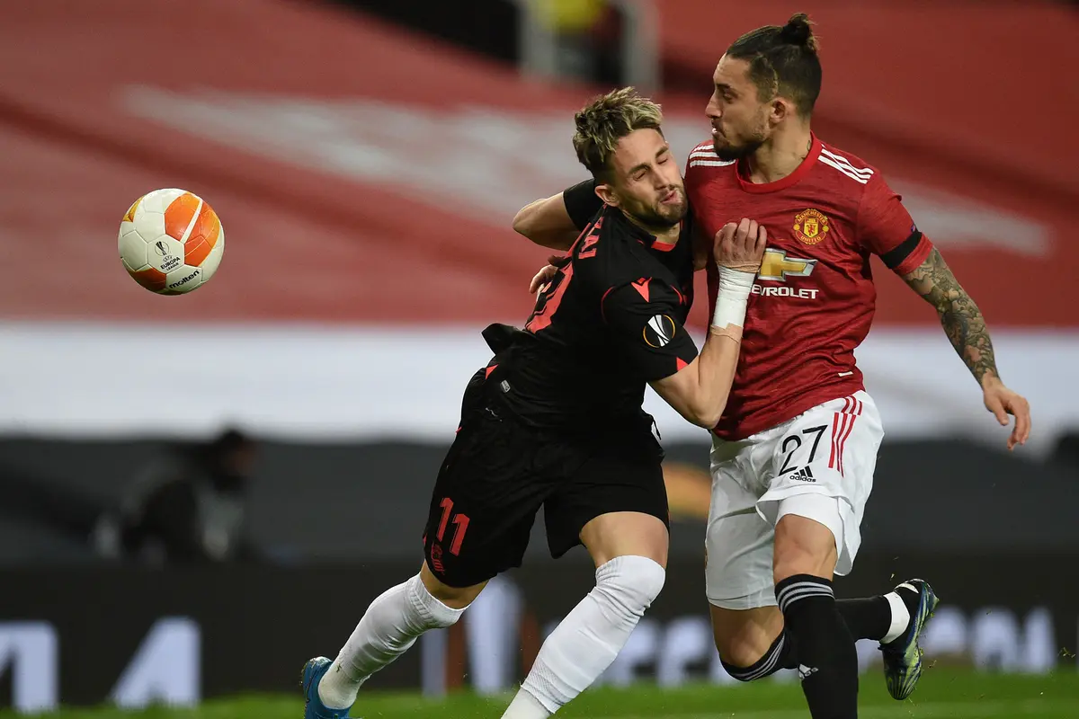 FOTO: Ditahan Imbang 0-0 Real Sociedad, Manchester United Lolos ke Babak 16 Besar Liga Europa - Alex Telles; Adnan Januzaj