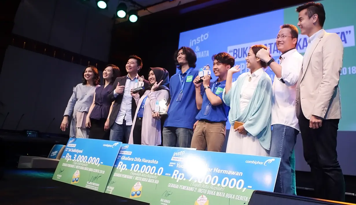 “Menemuka 9 anak muda baru yang mau belajar, berkolaborasi, dan memulai belajar bikin film dari 0, dan antusias yang besar dari mereka membut saya bangga” ujar Nia kembali. (Bambang E.Ros/Bintang.com)