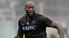 Striker Napoli, Romelu Lukaku bakal jadi starting XI di laga Supercoppa Italiana melawan AC Milan. (AFP)