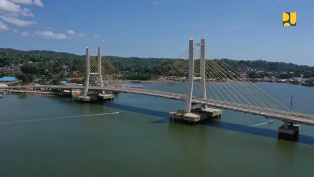 Jembatan Teluk Kendari