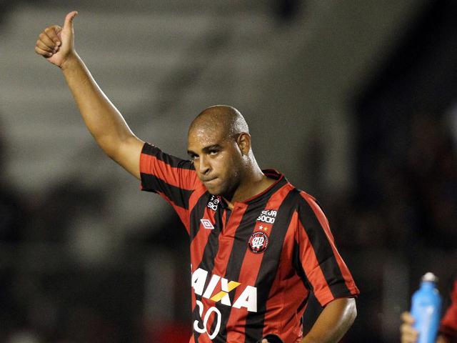 Adriano Leite Merespons Rumor Dirinya Meninggal Dunia Dunia Bola Com
