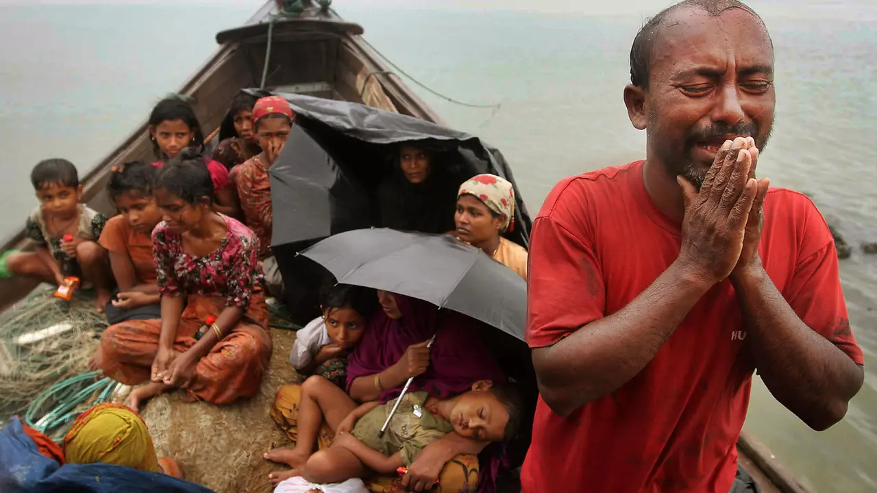 [Bintang] Ashin Wirathu Pembunuh Suku Rohingya Nomor Satu