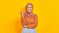 Tampil Modis Tanpa Ribet, Ini Rekomendasi Kaos Oversized Hijab Friendly yang Lagi Hits
