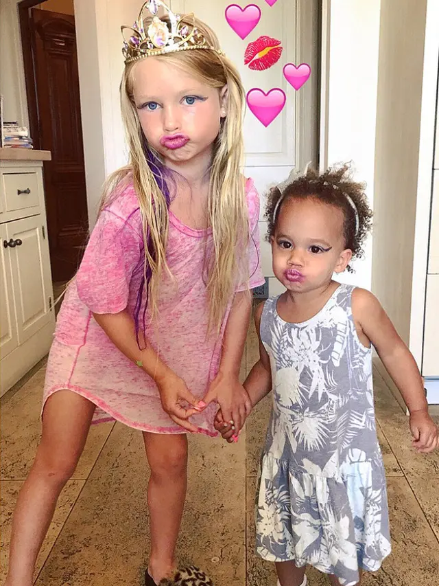 [Bintang] Maxwell Drew dan Wilder Frances