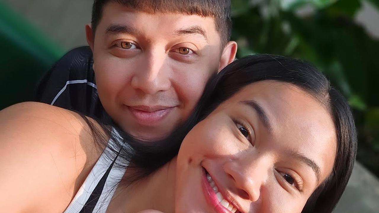 Cerita Yura Yunita tentang sang Ibu Sampai Salat Tahajud dan Berdoa agar sang Anak Jadi Fans Manchester United Seperti Donne Maula