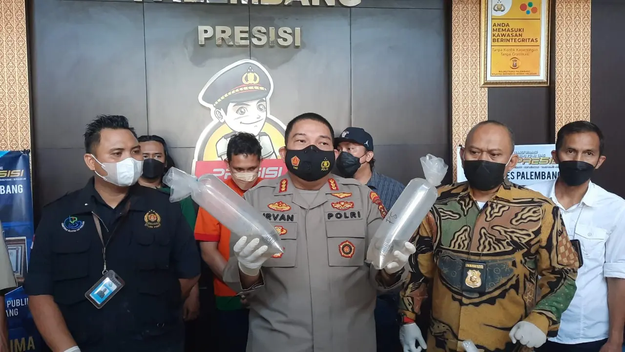 Warga Lampung Selundupkan Benih Lobster Seharga Puluhan Miliar