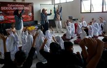 Hari Anak Nasional: Telkom Tingkatkan Literasi Keamanan Siber melalui CyberHeroes Sekolah Digital