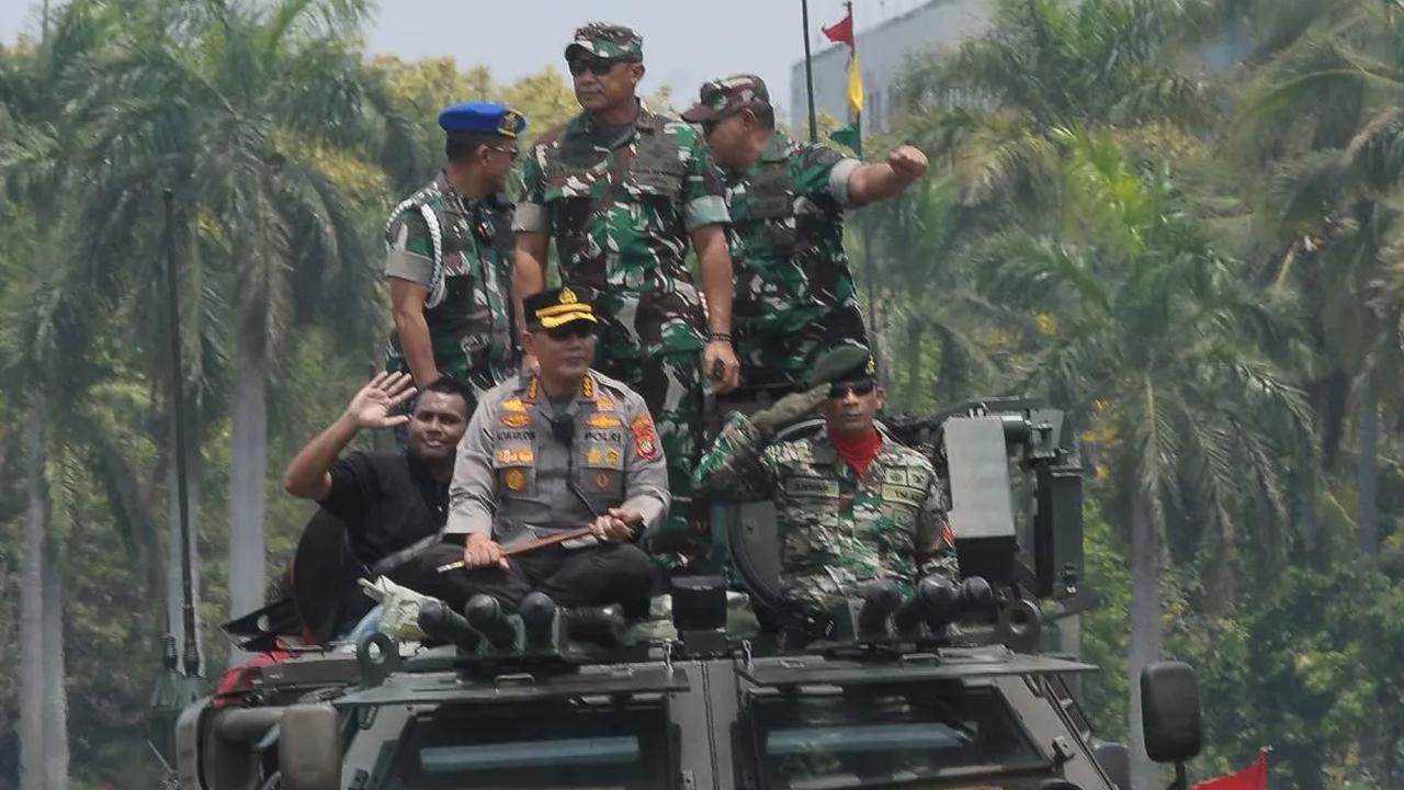 "Tanggal 4 tidak ada kegiatan di sini. Tidak masalah, boleh (datang)," tegasnya.<br>
