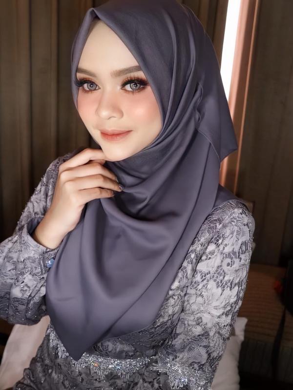 Selebgram Nadia Nur Alya (ist)