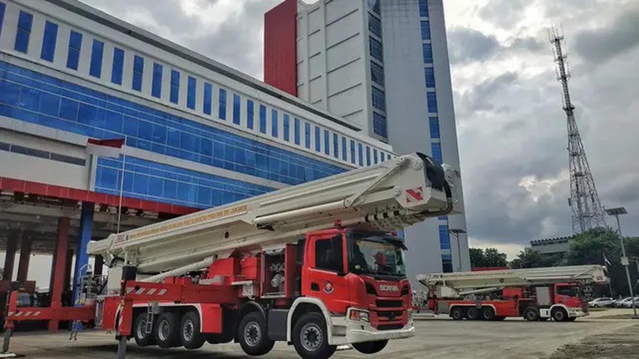 Mengenal Bronto Skylift, Mobil Pemadam yang Selamatkan Korban Kebakaran Glodok Plaza