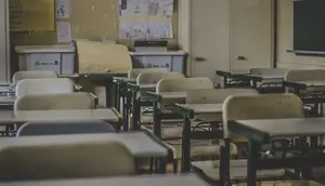 Guru di Belgia Dipecat karena Menolak Lepas Jilbab