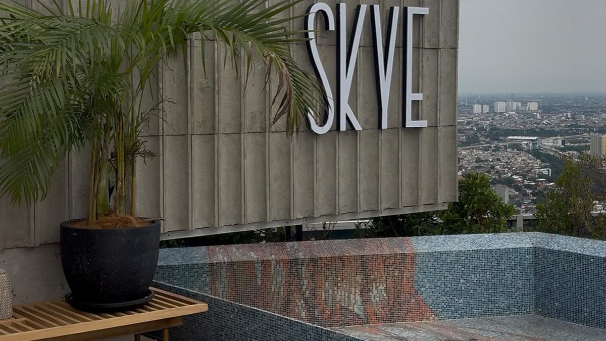 Menikmati Sumsung Tulang yang Dimasak 72 Jam hingga Steak dengan Pemandangan Kota Jakarta dari Lantai 56 SKYE