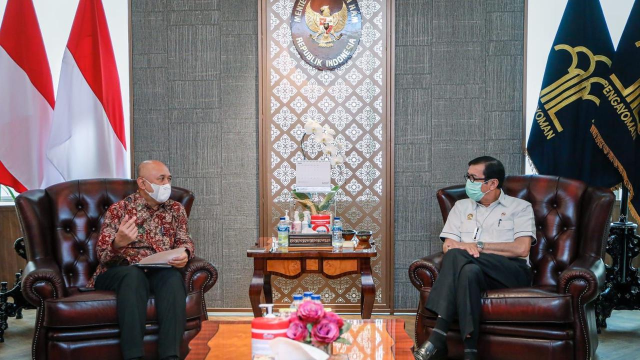 audiensi Menteri Koperasi dan UKM (MenKopUKM) Teten Masduki bersama Menteri Hukum dan HAM (Menkumham) Yasonna Laoly. (Dok Kemenkop UKM)