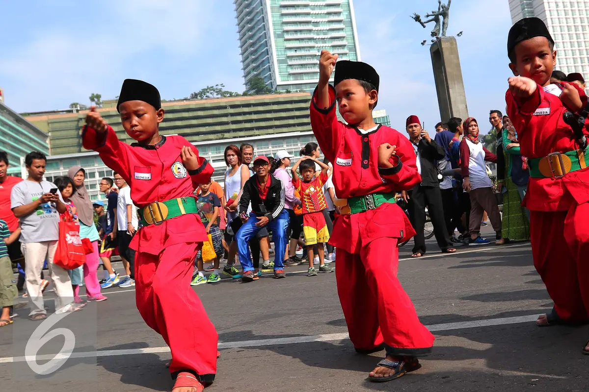 20160807- Bundaran HI Diserbu Ribuan Pendekar Betawi-Jakarta-Angga Yuniar