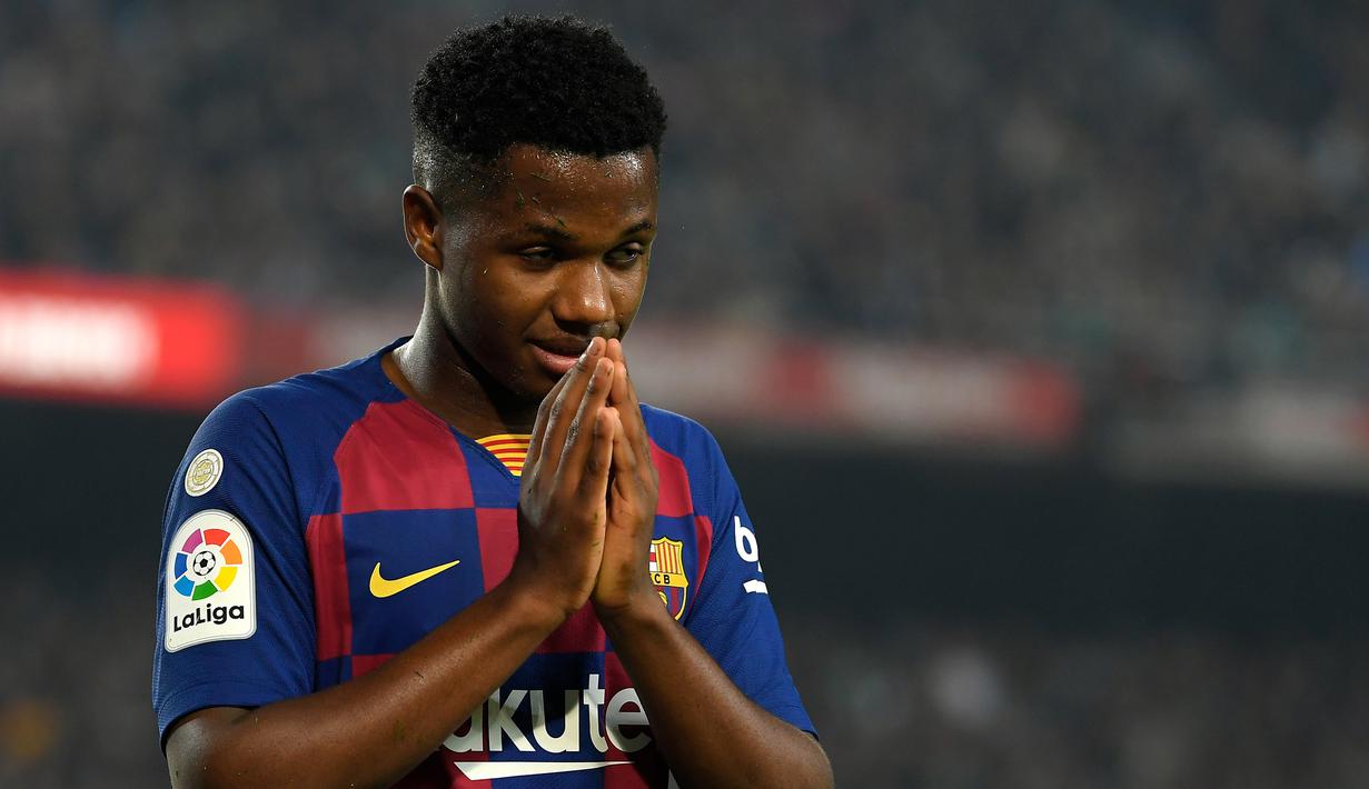3. Ansu Fati (Barcelona) - Pemain berusia 17 tahun menampilkan performa terbaik dan tampil gemilang di dua laga terakhir Barcelona. Ansu Fati mencetak dua gol ketika Barcelona membantai Villarreal dengan skor 4-0. (AFP/Lluis Gene)