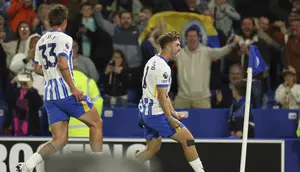 Manchester United Ganggu Arsenal soal Gelandang Brighton