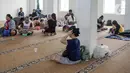 Di kawasan Jati Padang, Jakarta Selatan, sebanyak 140 warga terdampak banjir masih mengungsi di Masjid Al Mujahidin. (Liputan6.com/Herman Zakharia)