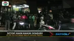 Terduga pencuri motor tersebut dihakimi warga karena membawa kabur motor pengunjung warung makan. 