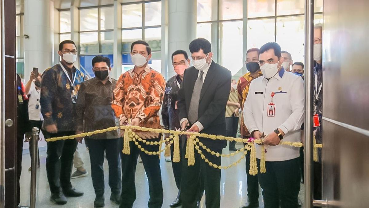 Harga BBM Naik Jadi Momentum Beralih ke Mobil Listrik - Vimarsana News