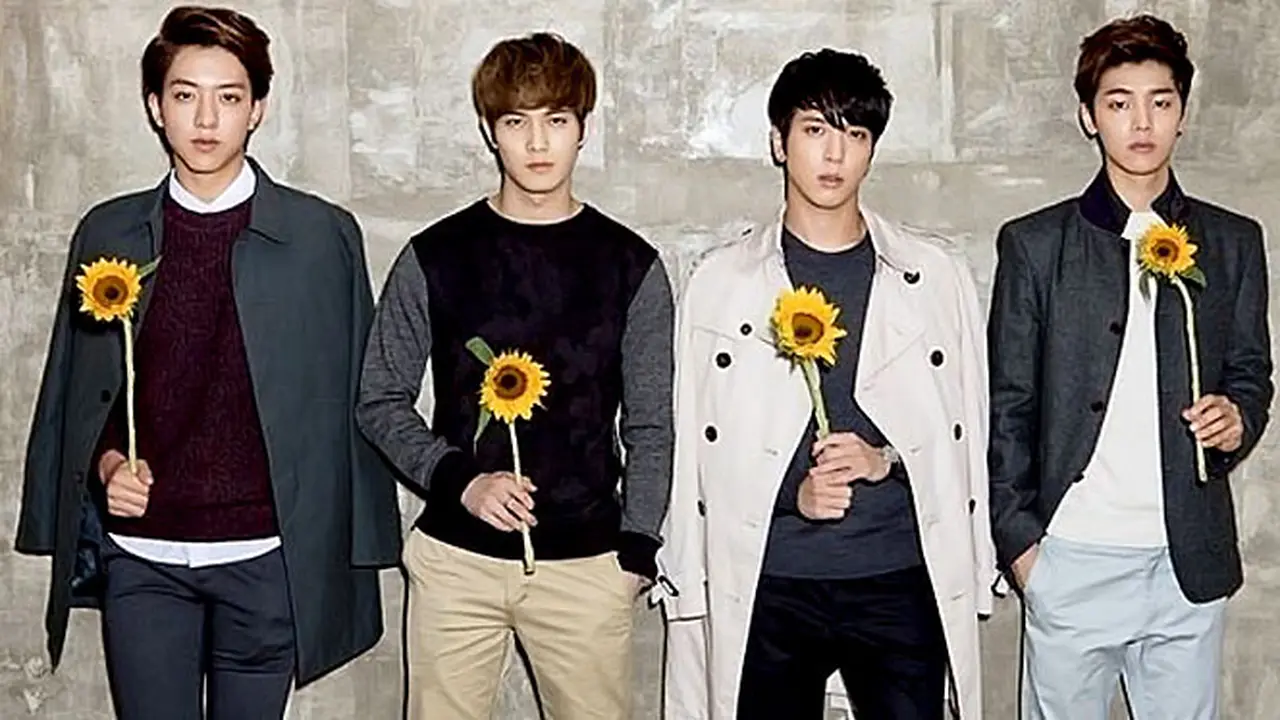 cnblue-131211b.jpg