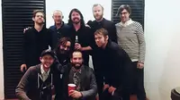 Foo Fighters Hibur Fans dengan Lagu The Beatles dan Pink Floyd