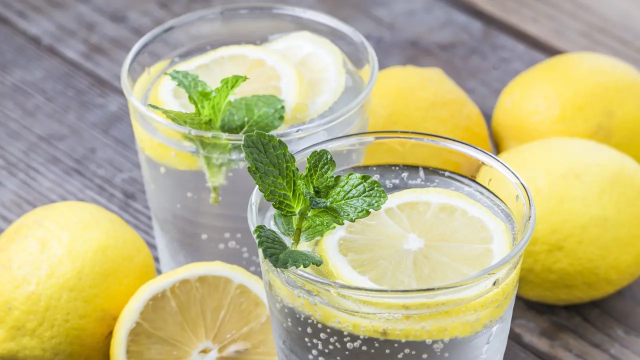 Ilustrasi air lemon