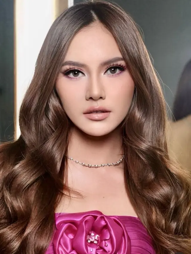 Wajah Baru Mahalini. [@dhirmanputra]