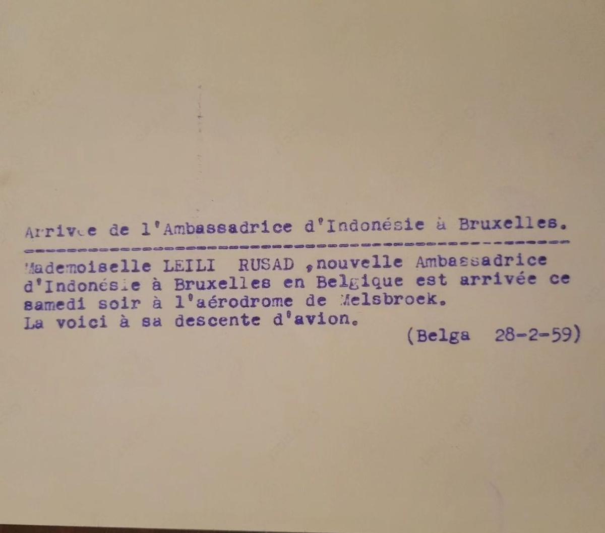Foto tersebut diambil ketika Laili baru turun dari pesawat yang membawanya ke Belgia. Hal ini lantaran Laili hendak menjabat sebagai Duta Besar Indonesia untuk Belgia dan Luksemburg pada tahun 1959-1964.  <br>