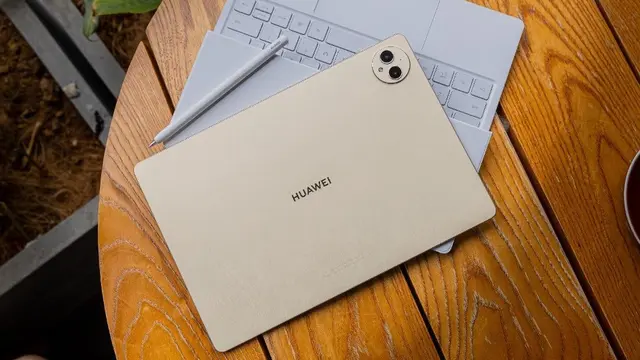 Resmi Diluncurkan, HUAWEI MatePad Pro 12,2 Dilengkapi Layar Tandem OLED Terbaik dan Keyboard Jenius yang Lebih Dari Laptop!