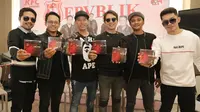 Band Repvblik meluncurkan album terbarunya di KFC Kemang, Jakarta, Rabu (26/9/2018).