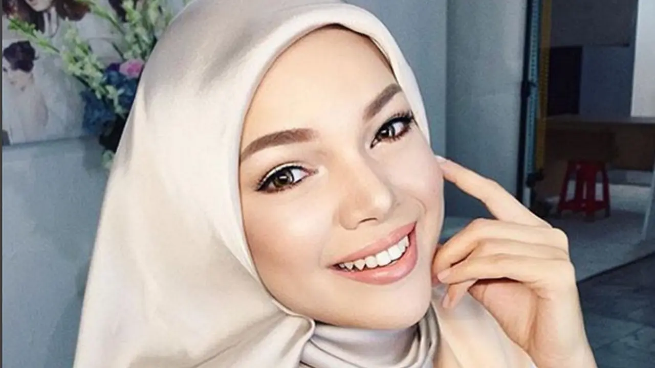 Dewi Sandra Tak Putus Asa Nantikan Kehadiran Anak