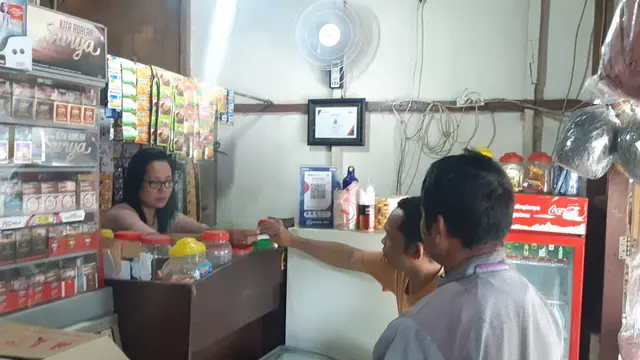 Agus Pancawaty (51 tahun) perempuan asal Kecamatan Aesesa, Kabupaten Nagekeo, Provinsi Nusa Tenggara Timur (NTT) memutuskan untuk menjadi agen BRILINK